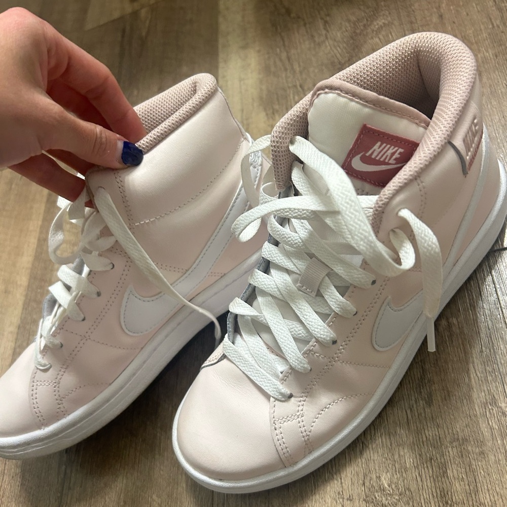 Nike shoes